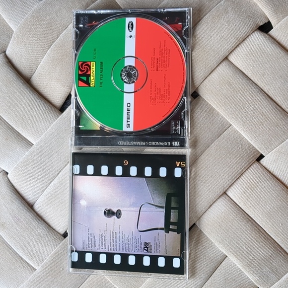 💿 The Yes Album CD - Picture 3 of 6